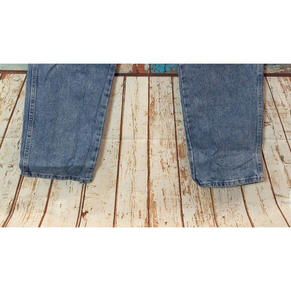 Wrangler Mens Size 34x30 Blue Medium Wash Denim Mid Rise Straight Jeans - Picture 5 of 8